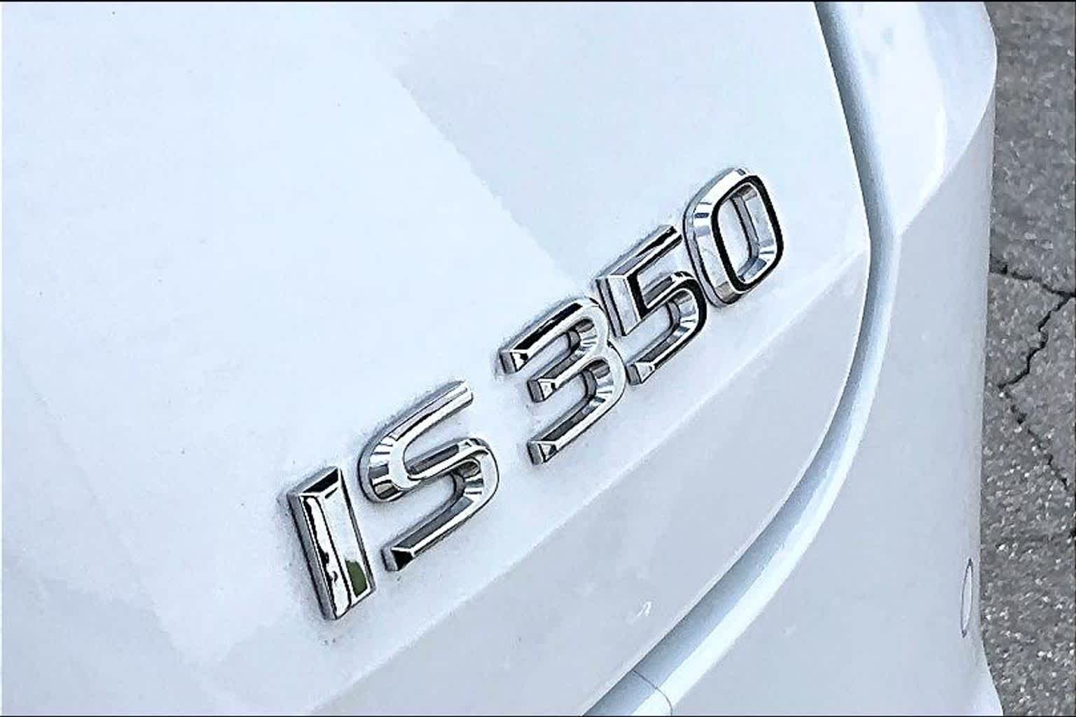 Certified Used 2023 Ultra White Lexus F SPORT image 10