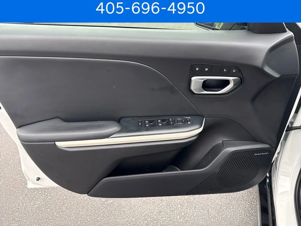 Pre-Owned 2025 Kia K4 GT-Line