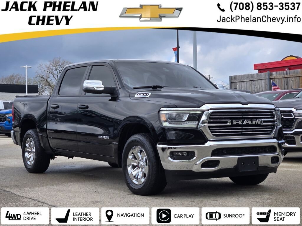 2024 RAM 1500 Laramie 4x4 Crew Cab 5'7's photo