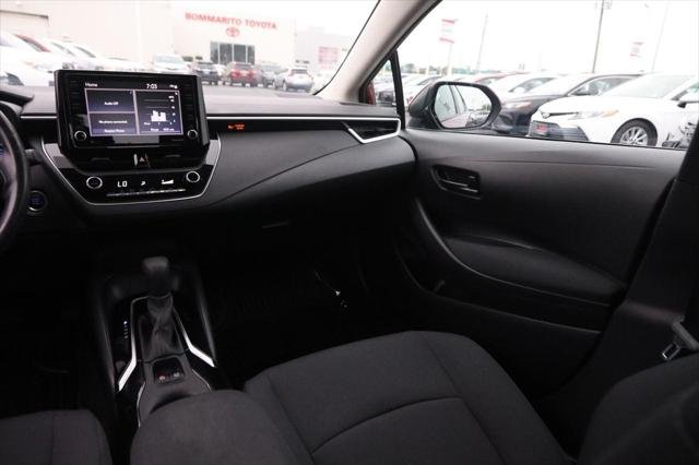 Certified Used 2022 RUBY FLARE PEARL Toyota  image 24