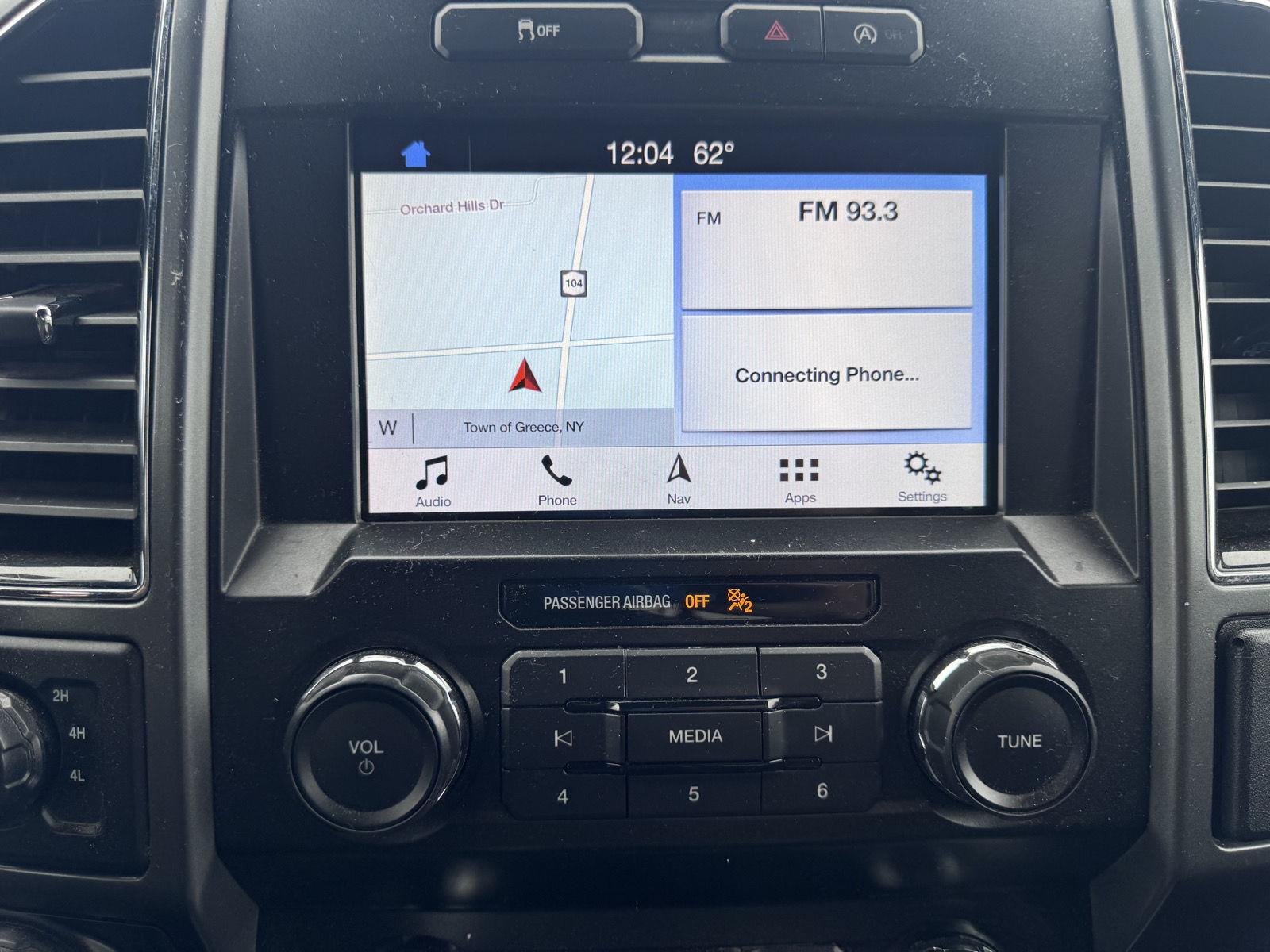 Used 2019 Velocity Blue Ford XLT image 18