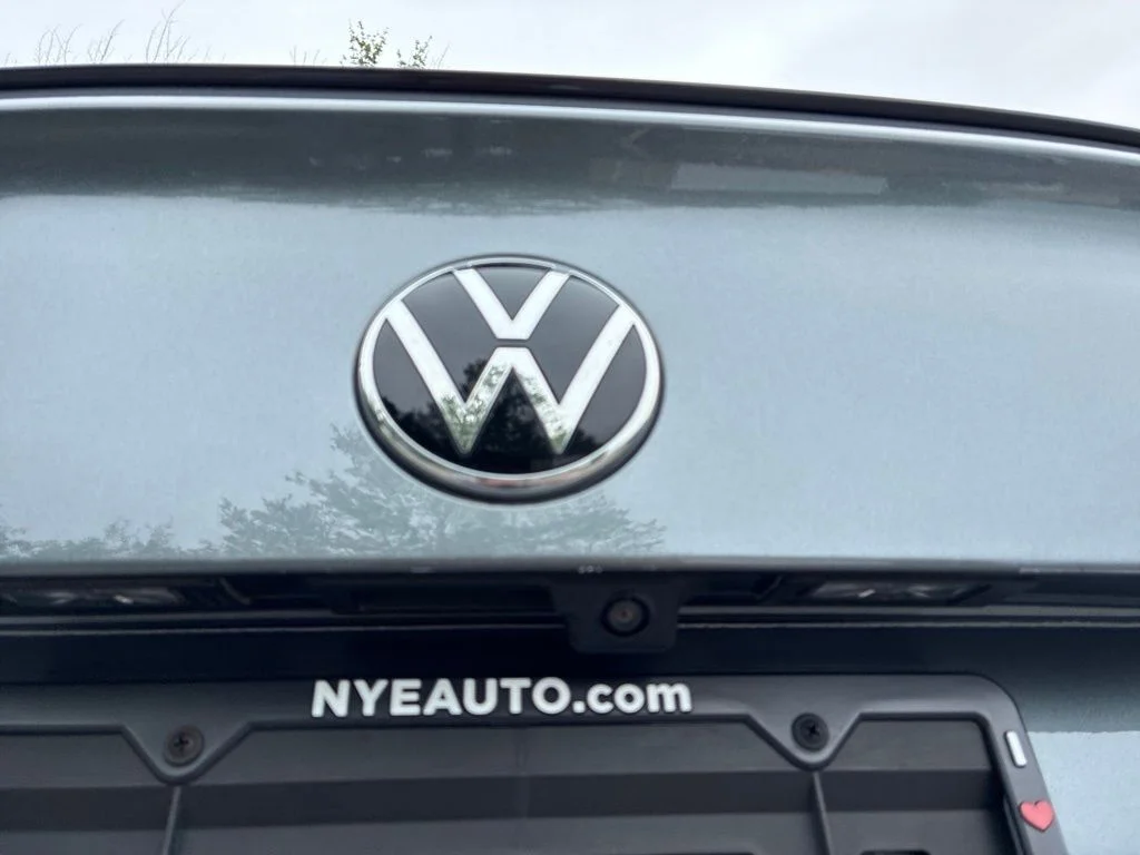 Used 2023 Gray Volkswagen 1.5T Sport image 52