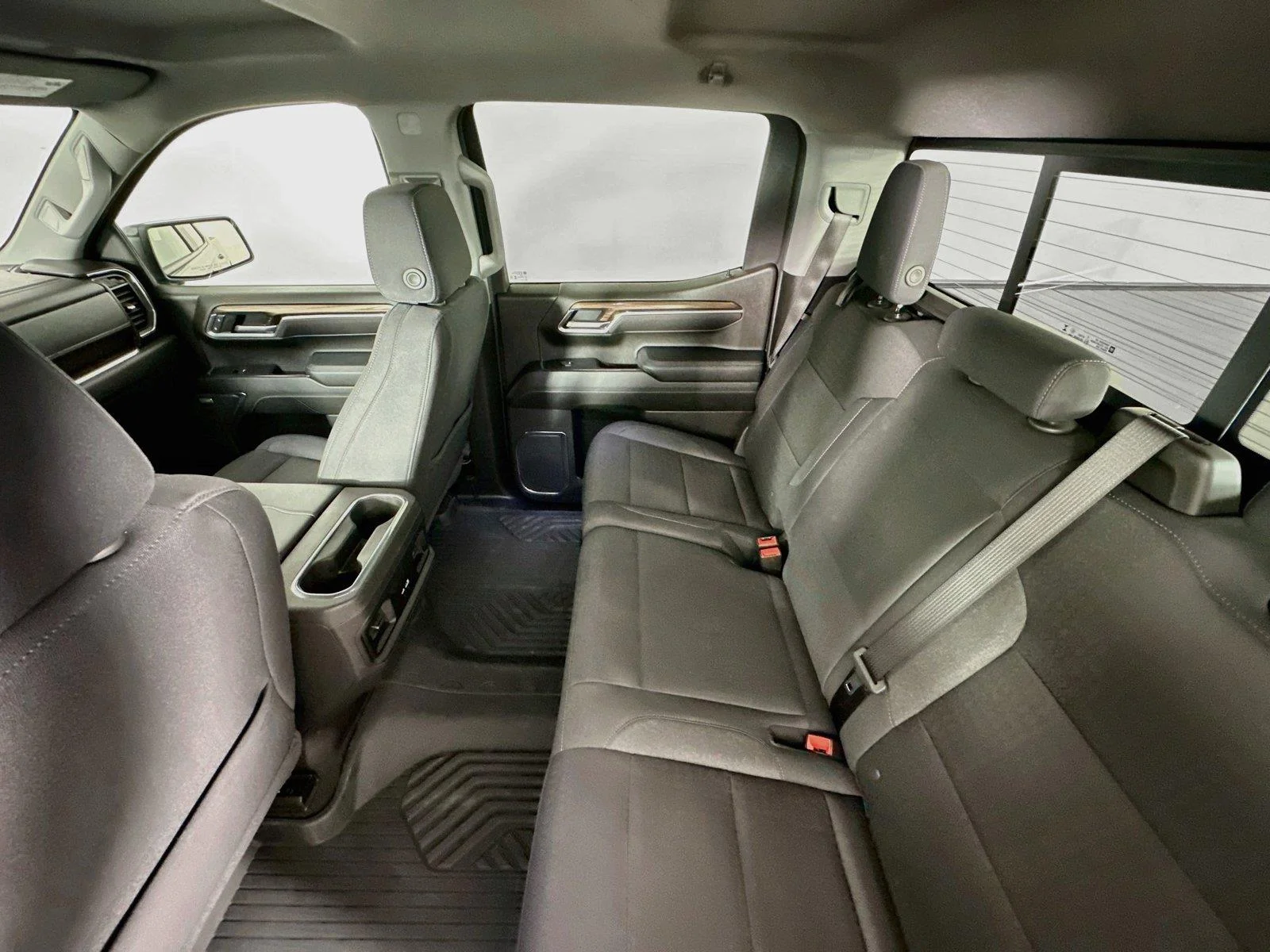Used 2025 Sterling Gray Metallic Chevrolet LT Trail Boss image 11