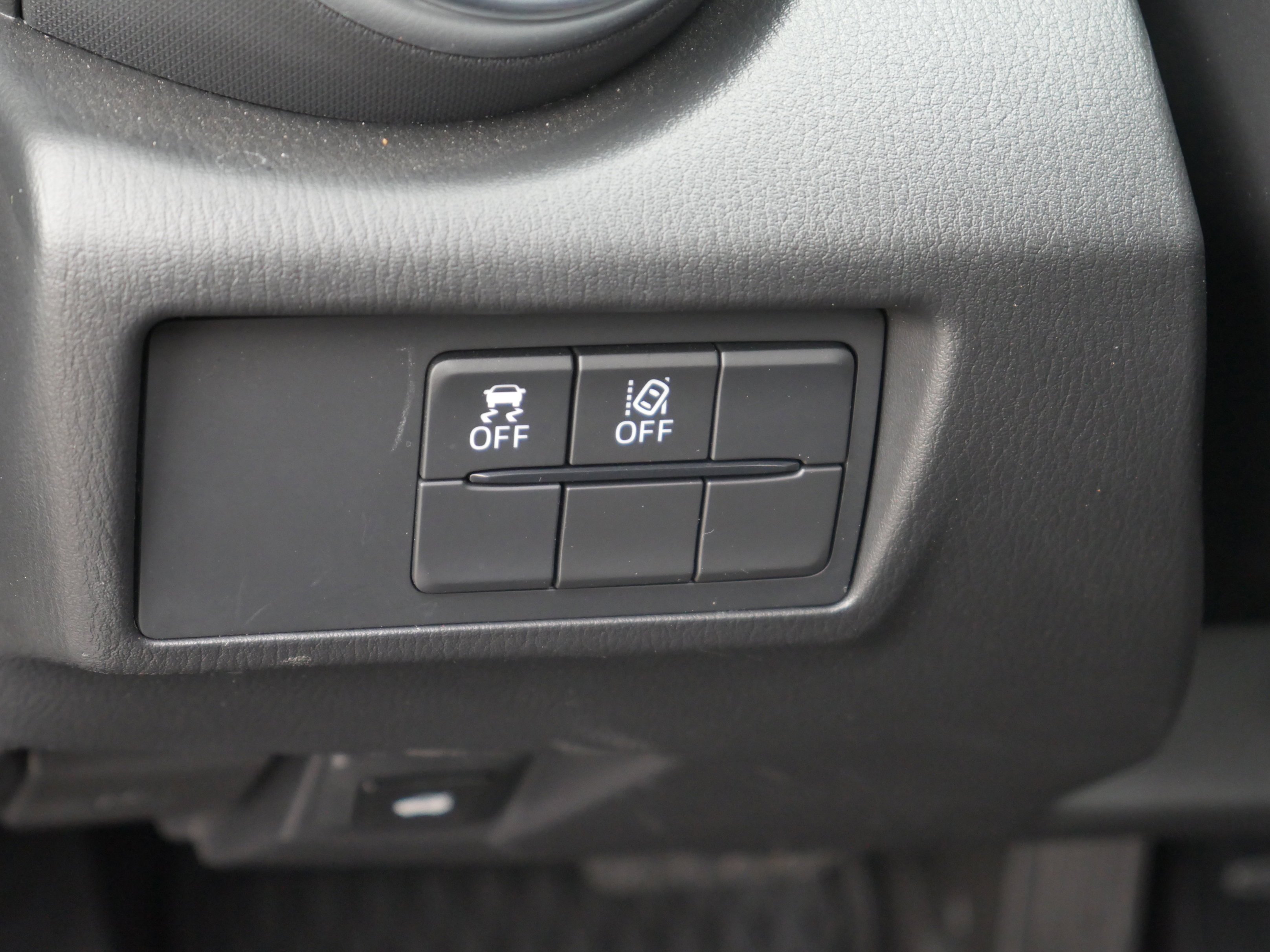 Used 2022 Jet Black Mica Mazda Grand Touring image 6