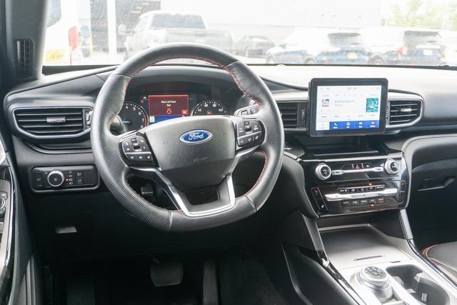 Used 2022 Black Ford ST-Line image 14