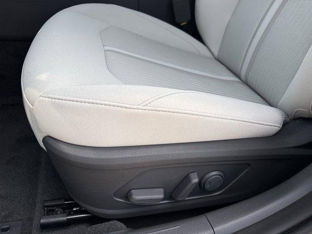 New 2026 Abyss Black Hyundai SEL Sport image 11