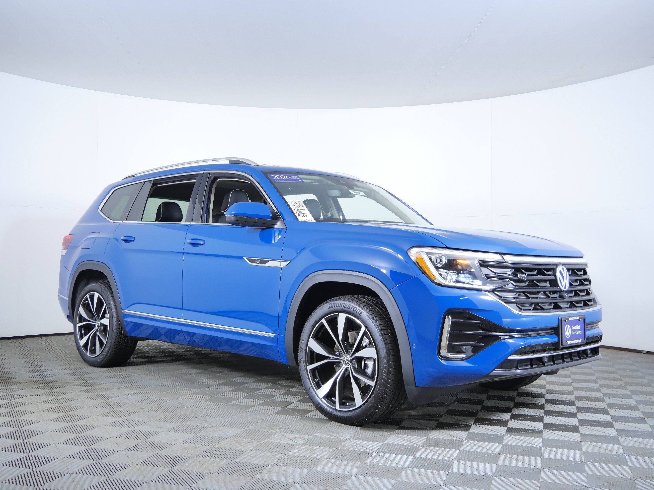 Used 2026 Mountain Lake Blue Metallic Volkswagen 2.0T SEL Premium R-Line image 1