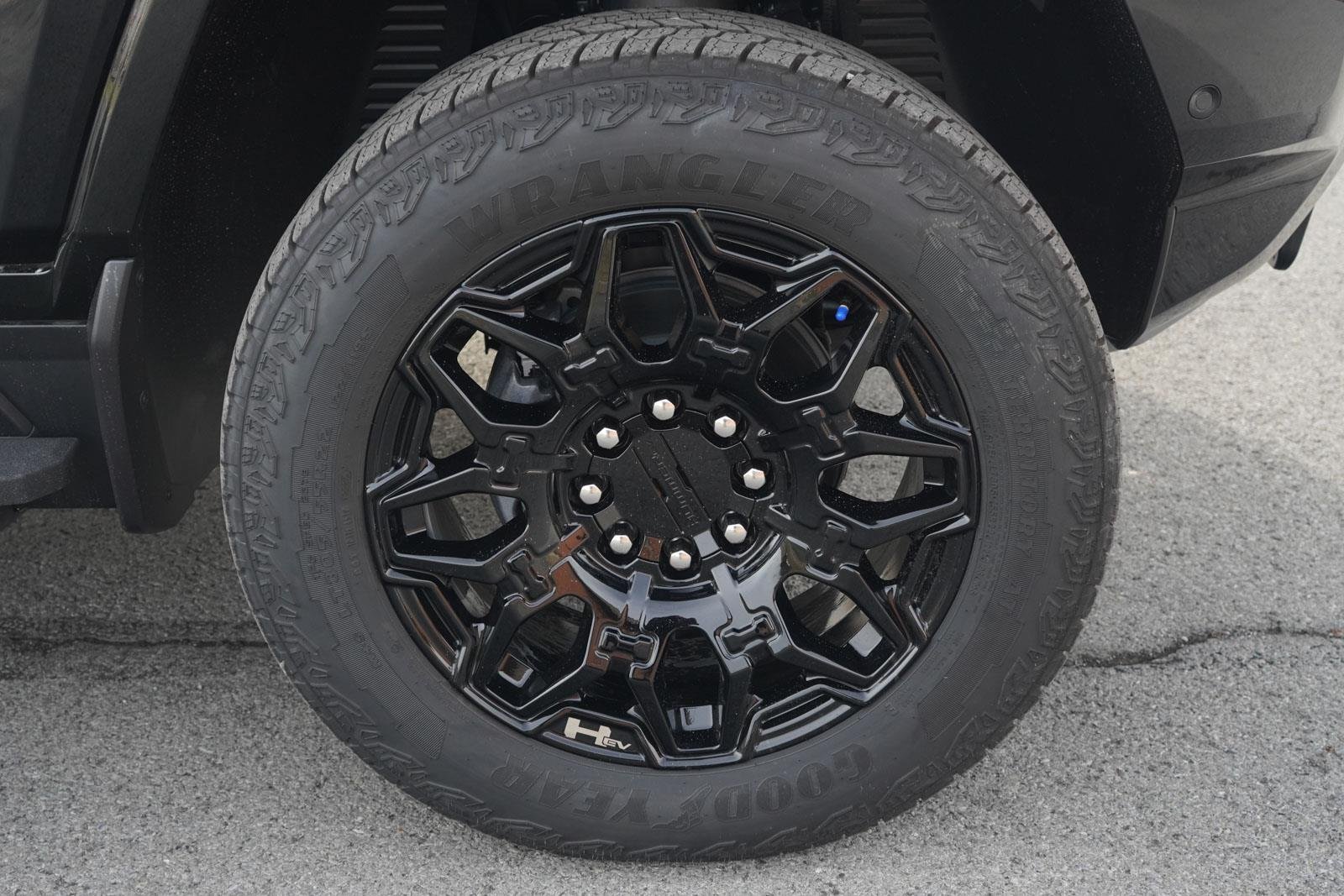 New 2026 Void Black GMC 2X image 15