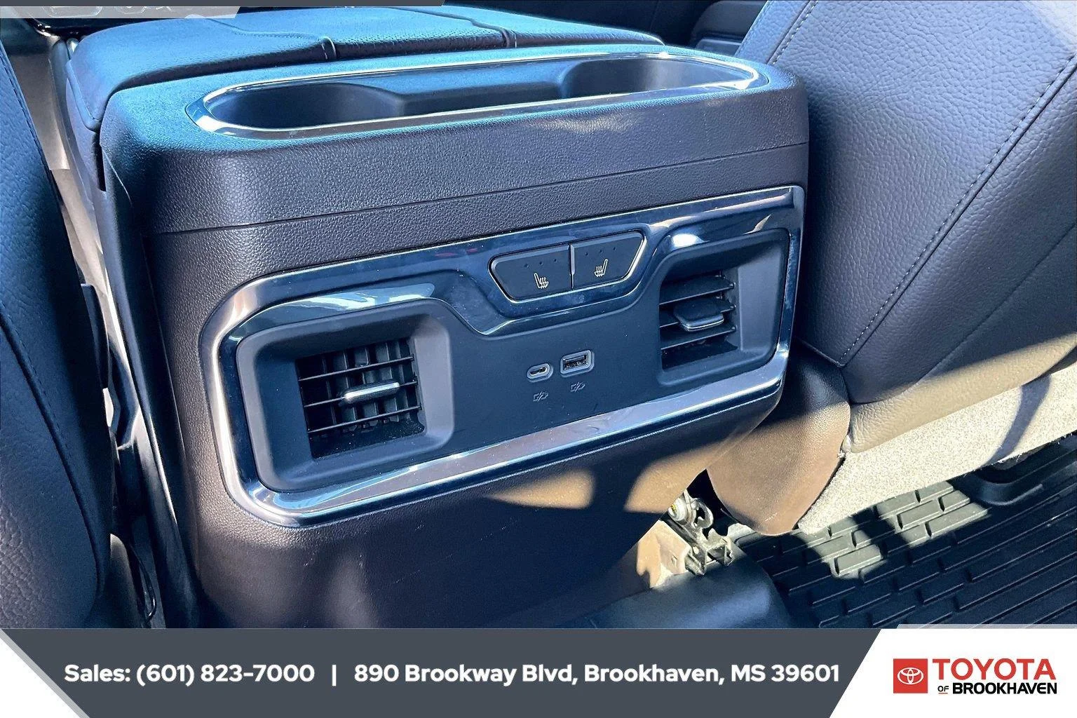 Used 2023 Sterling Metallic GMC Denali image 24