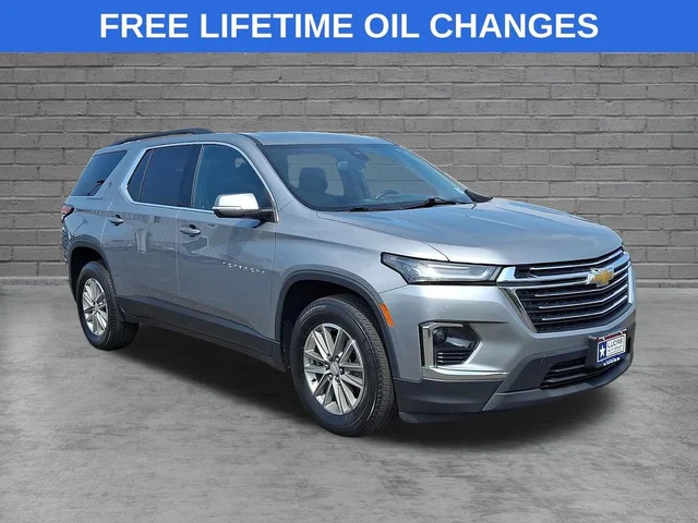 2023 Chevrolet Traverse LT Cloth