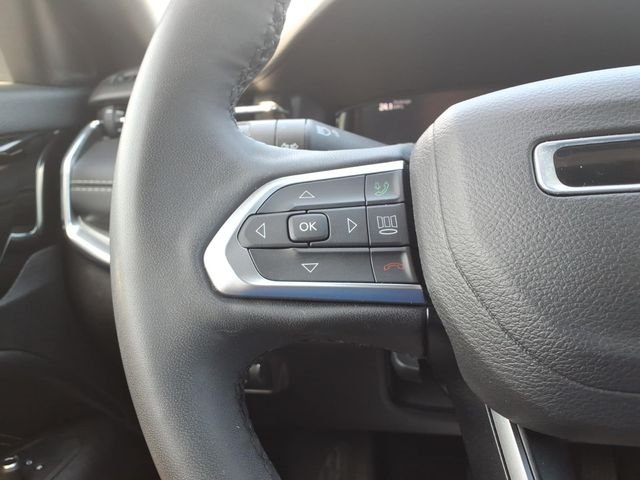 Used 2023 Silver Jeep Limited image 23