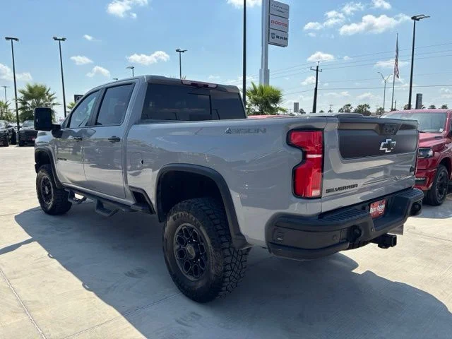Used 2025 Gray Chevrolet ZR2 image 4