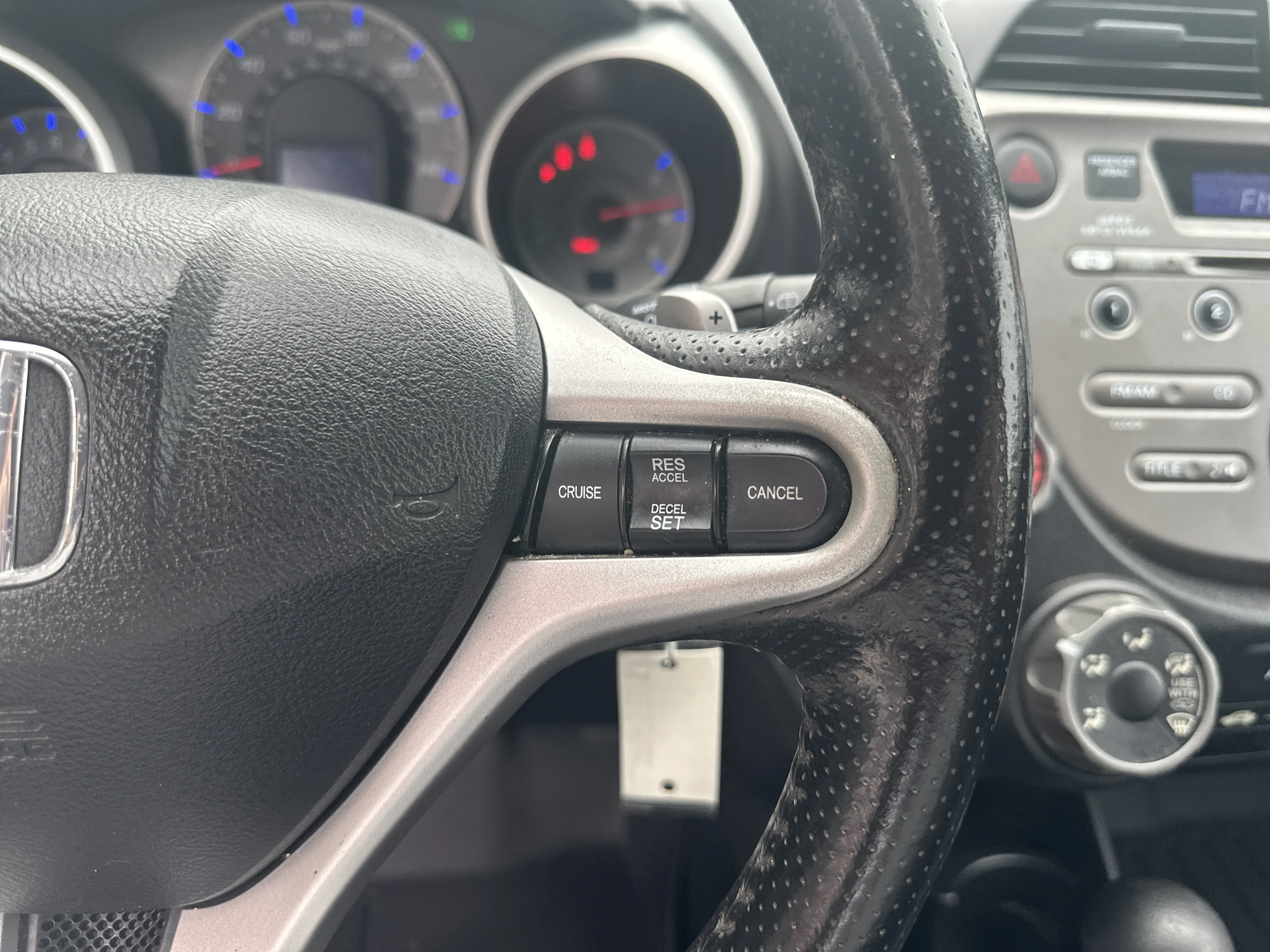Used 2010 Taffeta White Honda Sport image 15