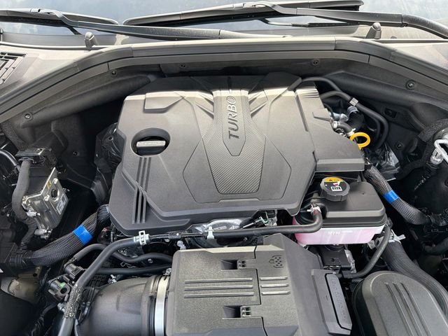 New 2027 Black Genesis 2.5T image 31