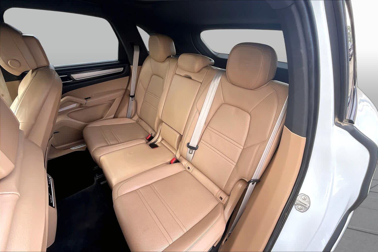 Used 2022  Porsche  image 20