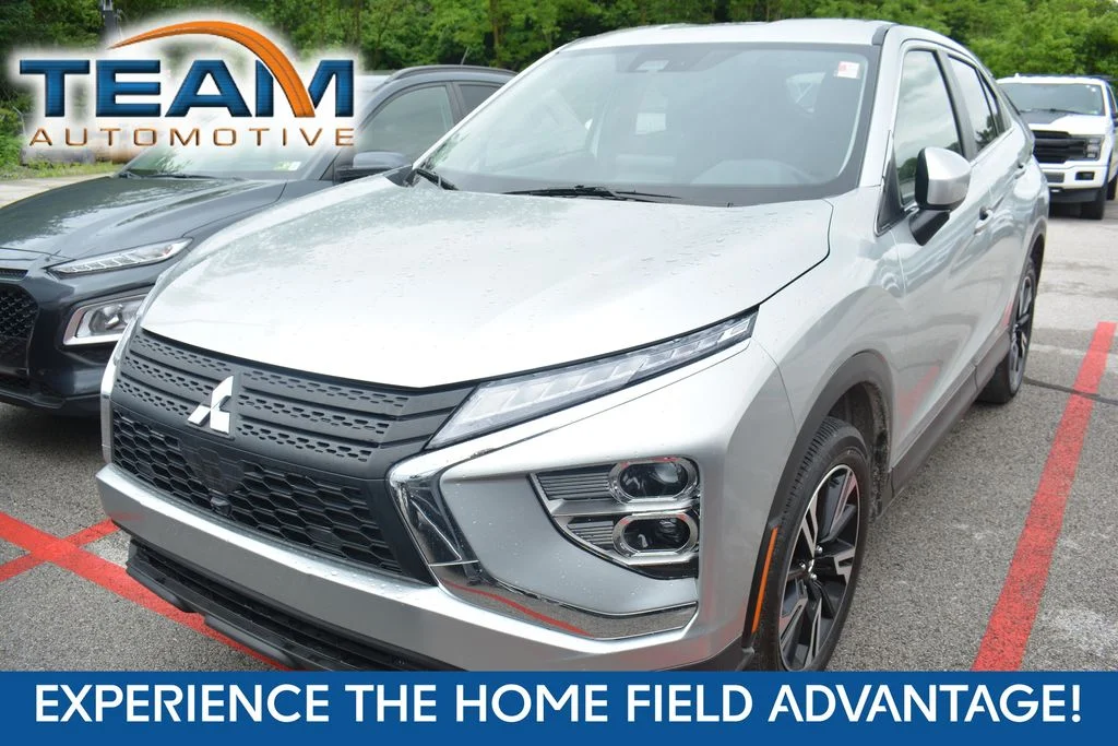 2025 Mitsubishi Eclipse Cross SE S-AWC's photo