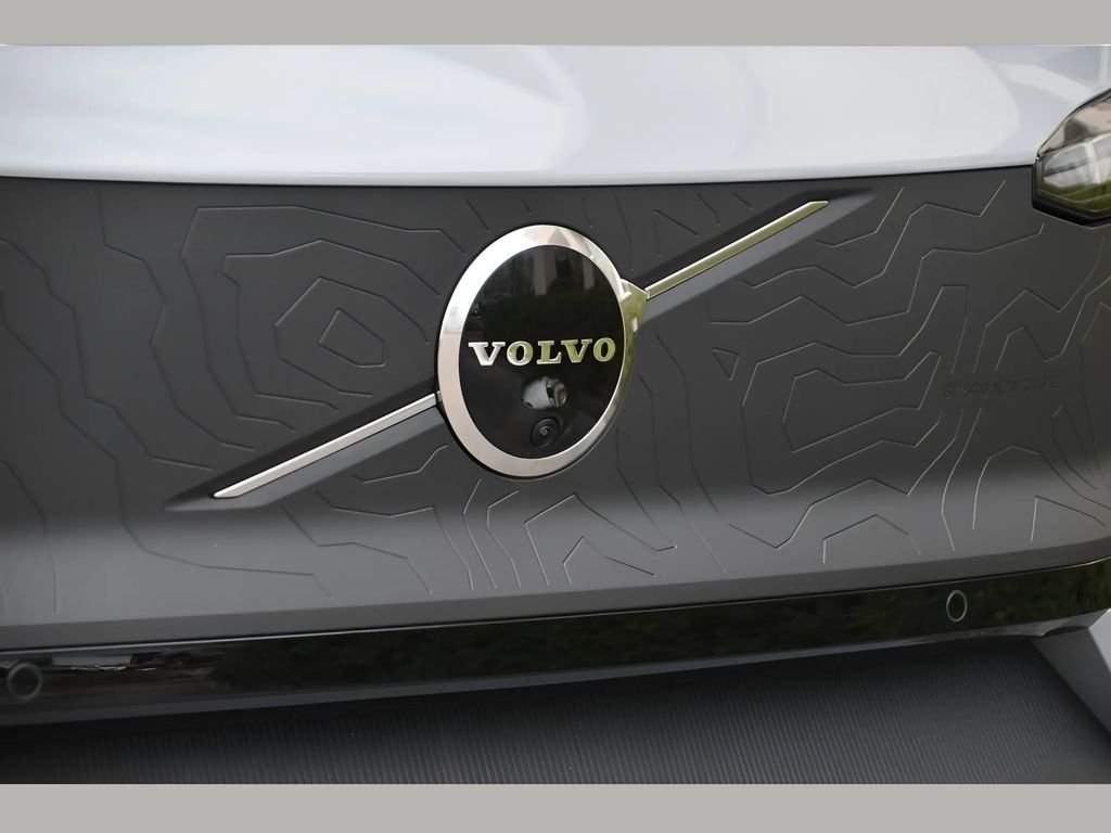 2026 Volvo EX30 Ultra - Photo 10