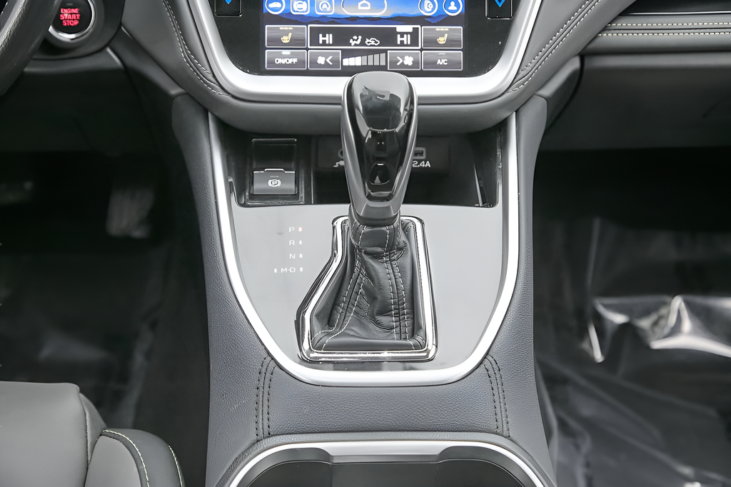 Used 2023 Crystal White Pearl Subaru Onyx Edition image 39