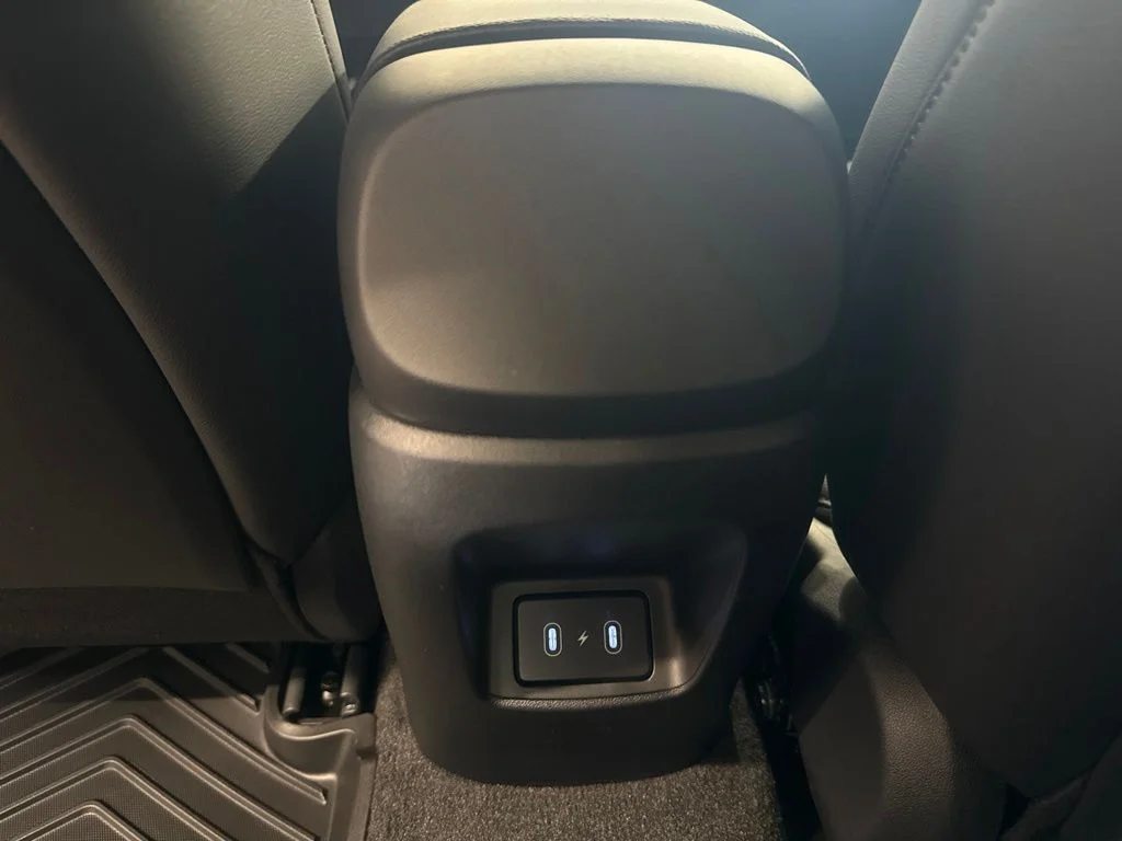 New 2026 Amazon Gray Hyundai SEL Sport image 14
