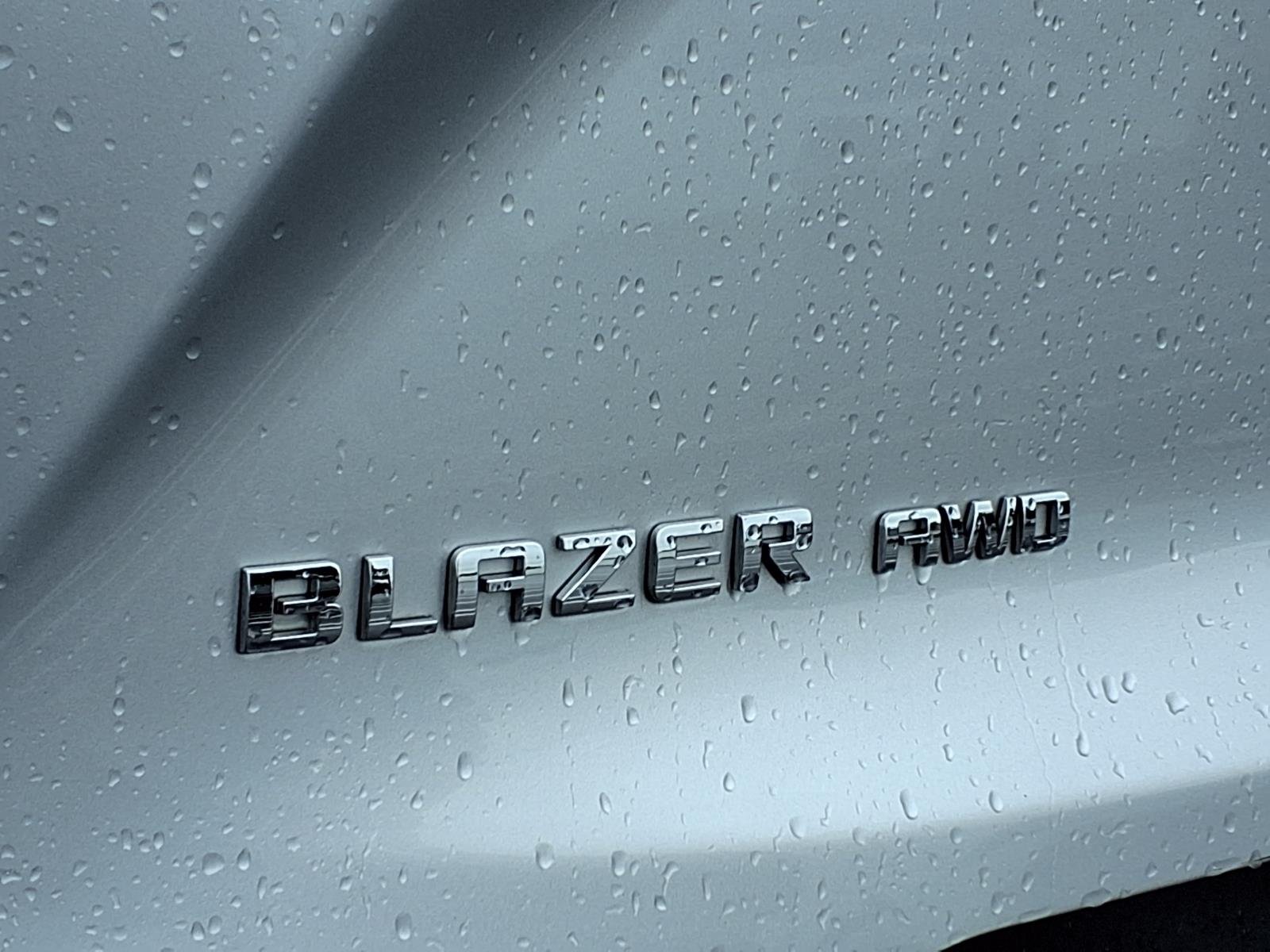 Used 2021 SILVER ICE METALLIC Chevrolet LT image 2