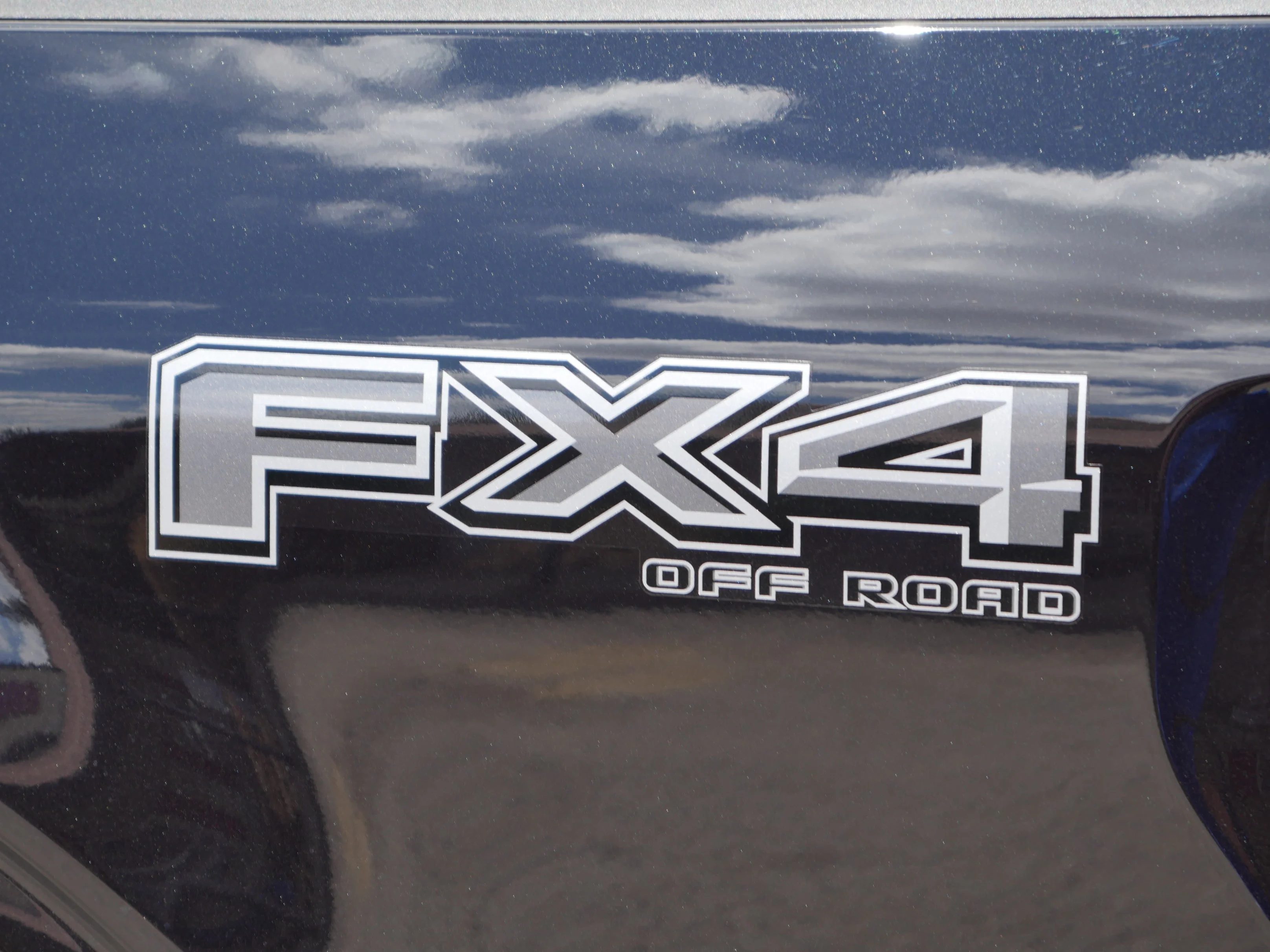 New 2026 Agate Black Metallic Ford XLT image 18