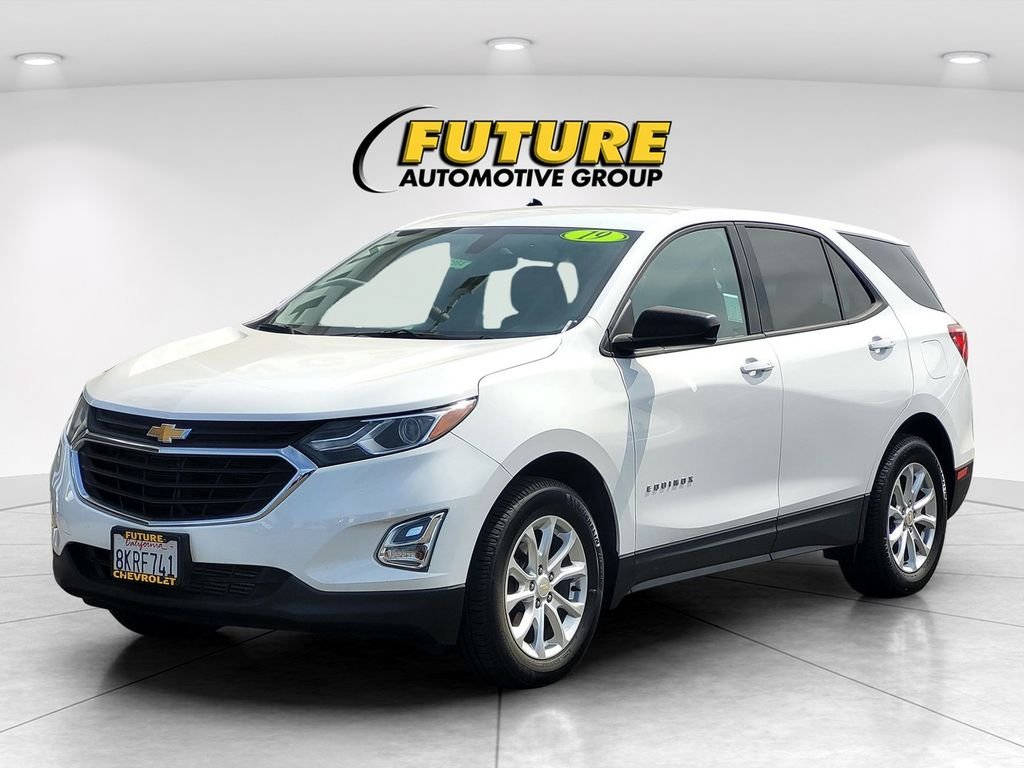 Used 2019 White Chevrolet LS image 8