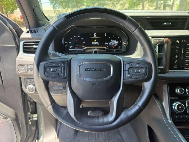 Used 2023 Green GMC Denali Ultimate image 13