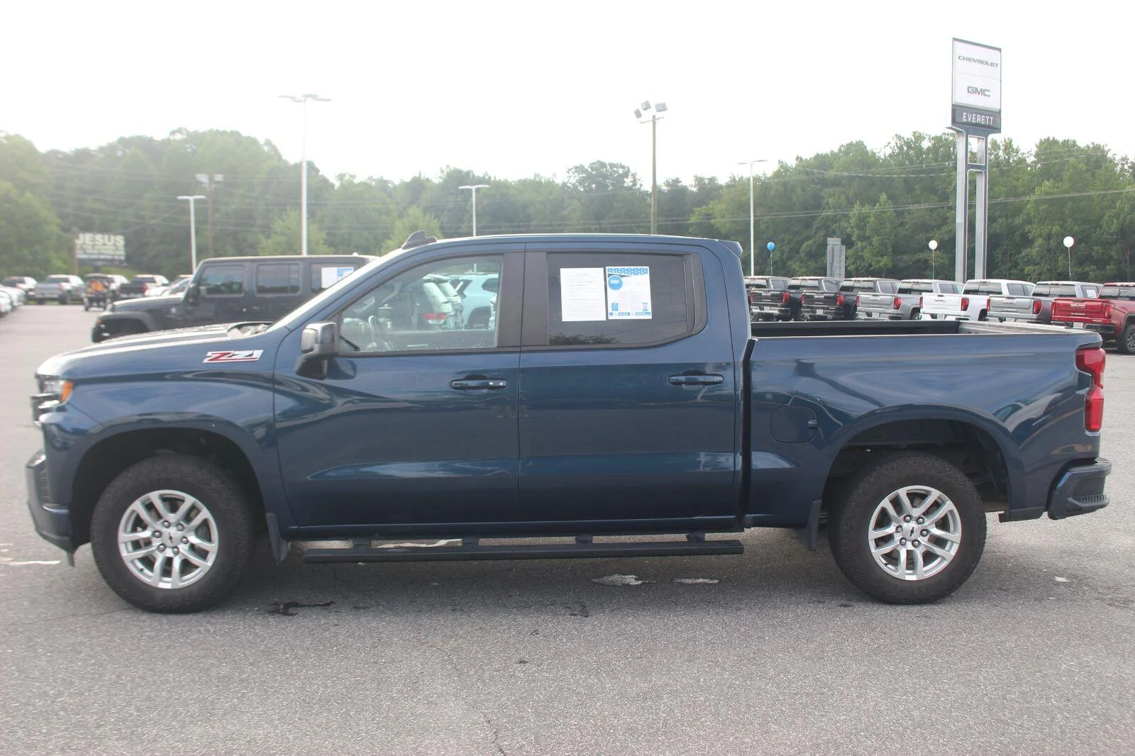 Used 2021 NORTHSKY BLUE METALLIC Chevrolet RST image 4