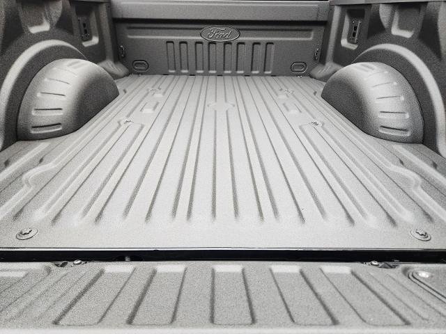 New 2026 Agate Black Metallic Ford F-250® Lariat® image 46
