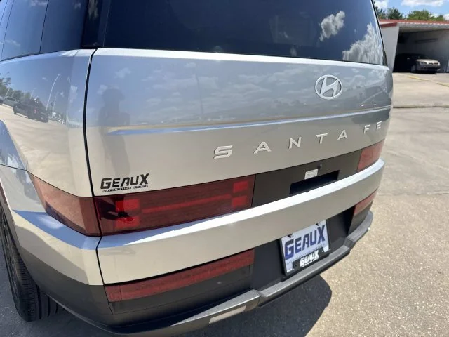 Used 2026 Silver Hyundai SEL image 18