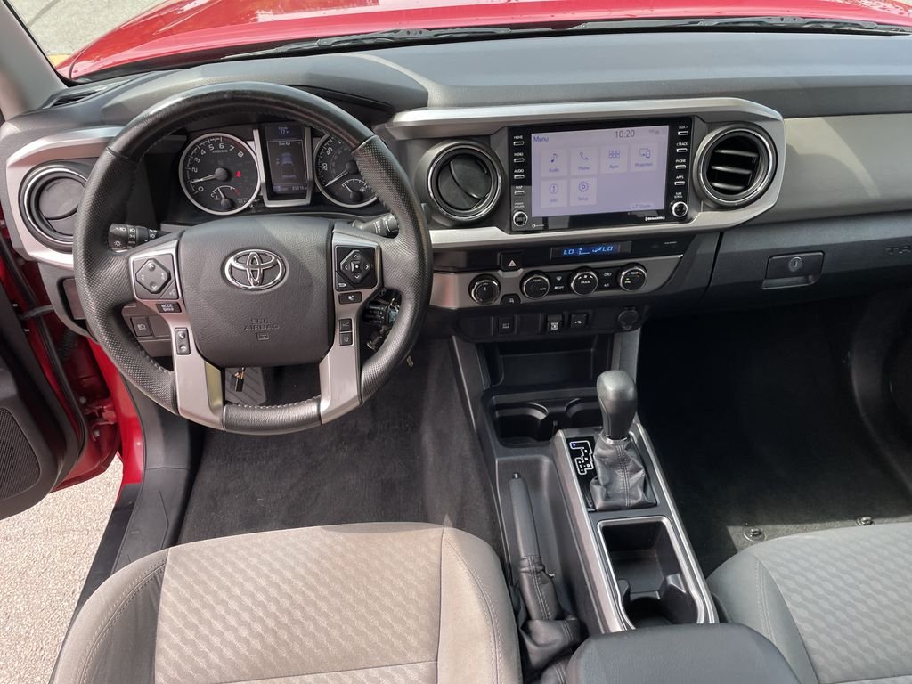 Used 2022 Red Toyota SR5 image 15
