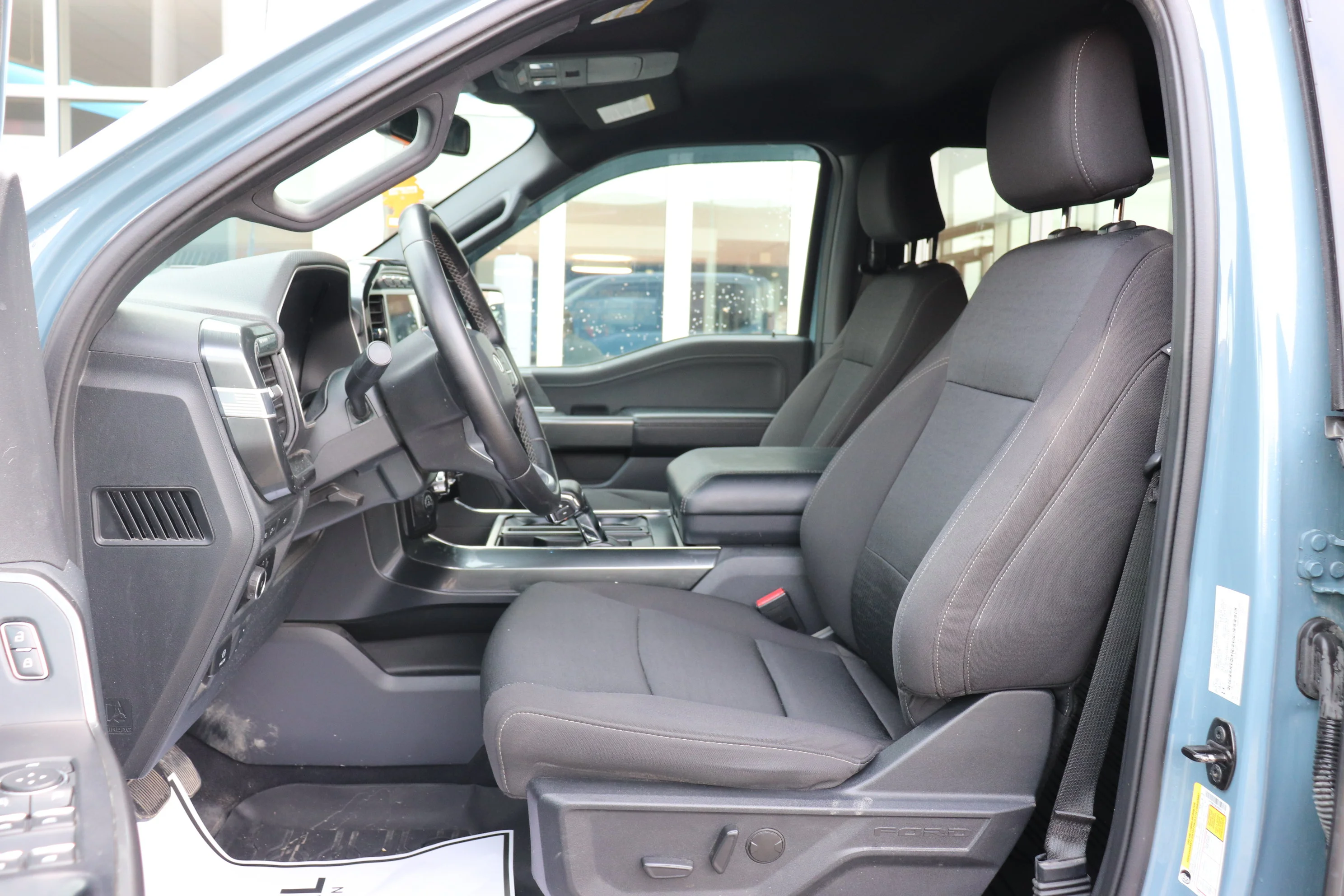 Used 2023 Blue Ford XL 4WD SuperCrew 5.5