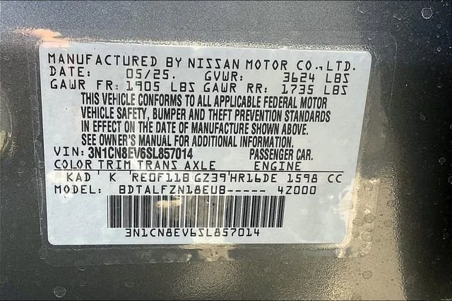 2025 Nissan Versa Sedan SV - Photo 14