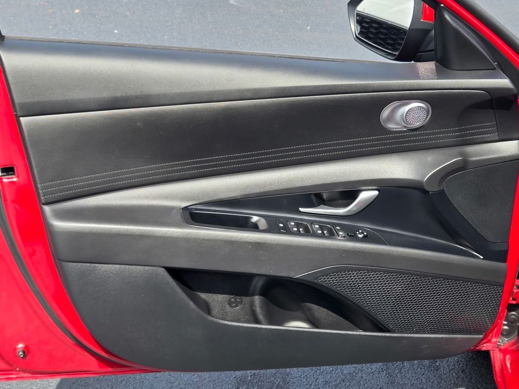 2024 Hyundai Elantra SEL - Photo 25