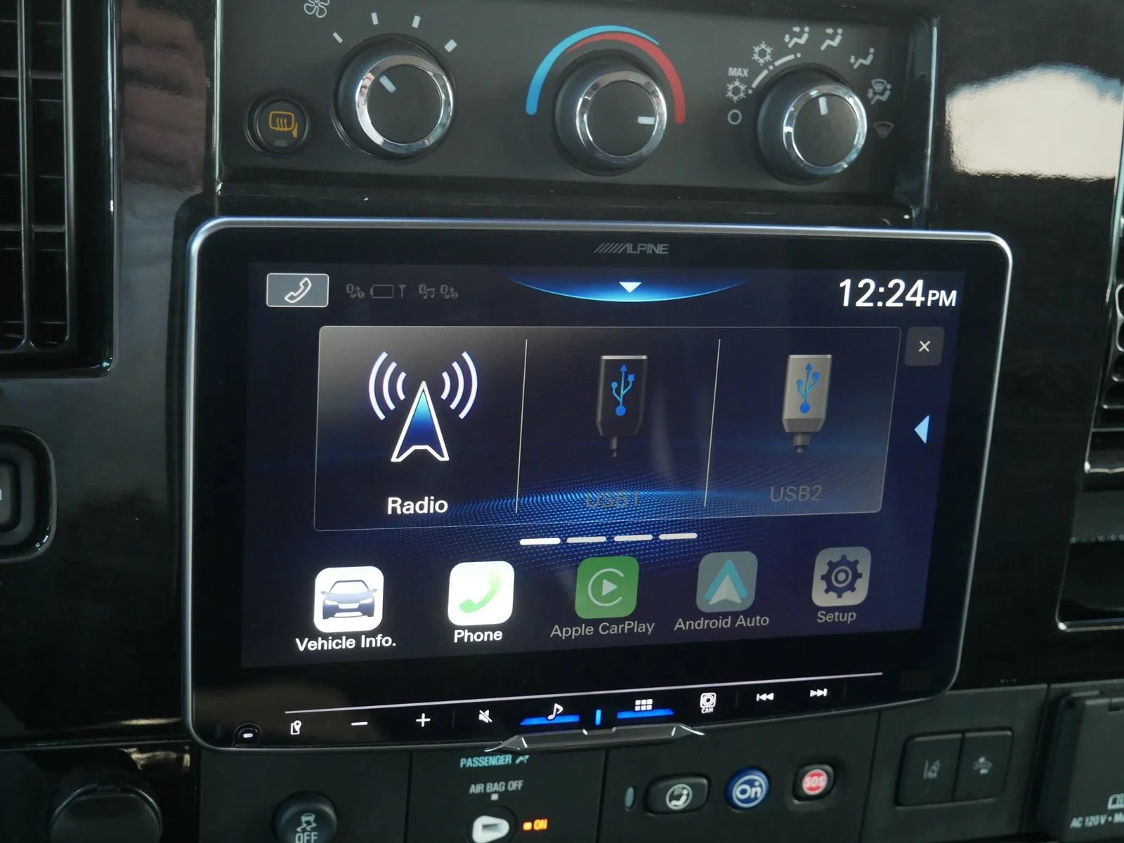 Used 2025 Onyx Black GMC Work Van image 39
