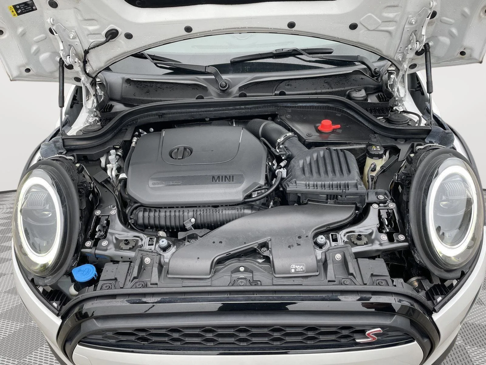 Used 2023 Nanuq White Metallic MINI Cooper S image 9