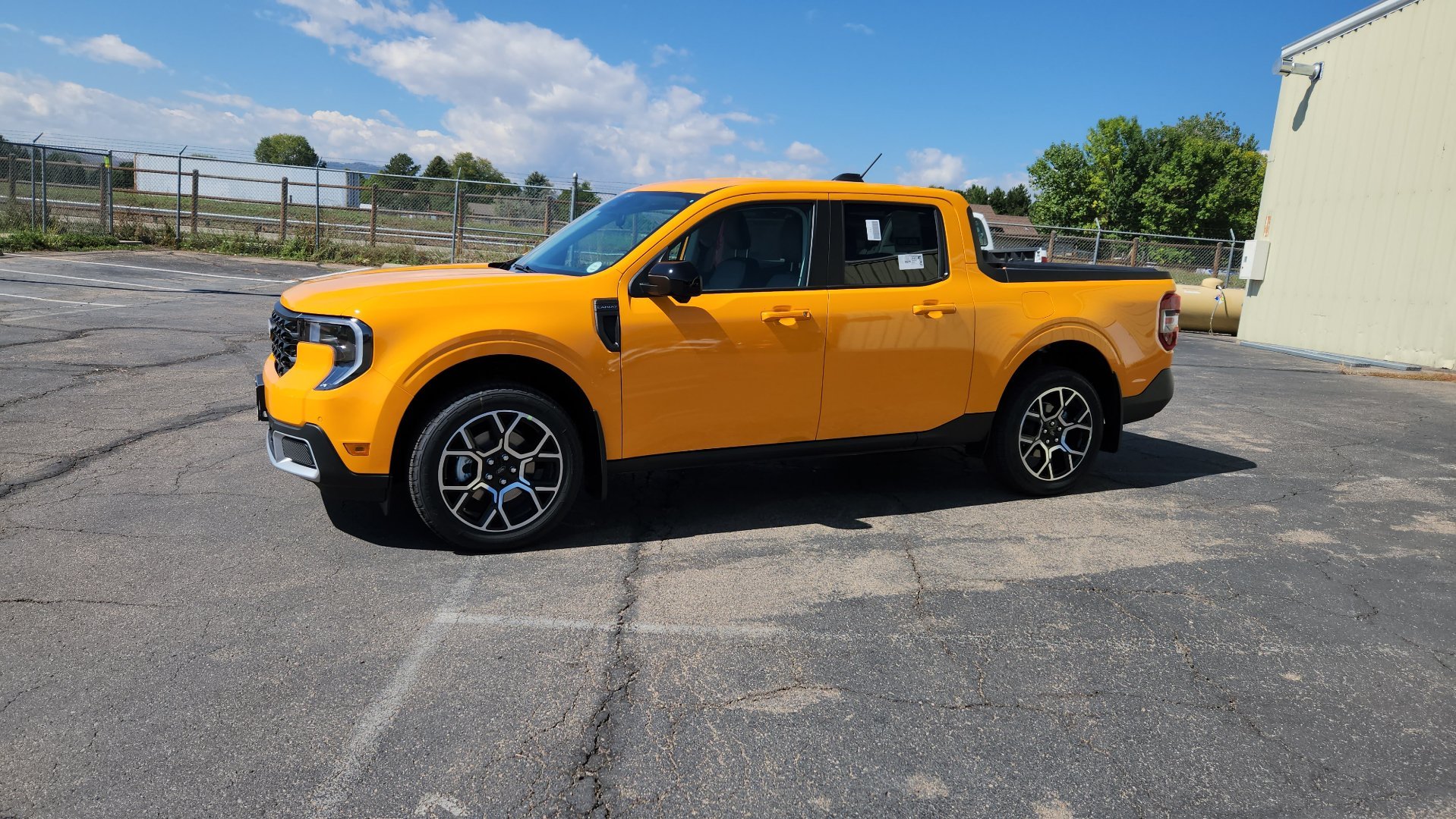 New 2026 Orange Fury Metallic Tri-Coat Ford LARIAT image 3