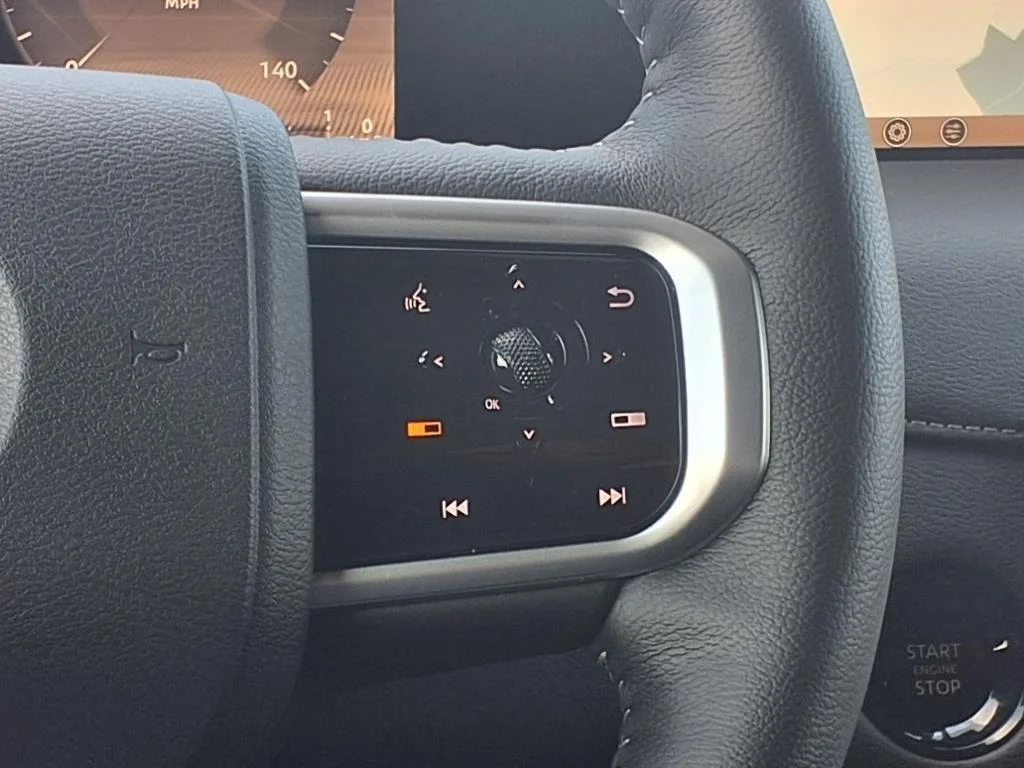 2025 Nissan Armada SL - Photo 14