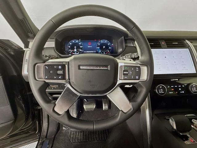New 2026 Black Land Rover Dynamic SE image 12