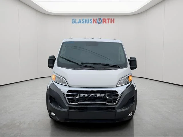 Used 2025 White Ram Base image 2