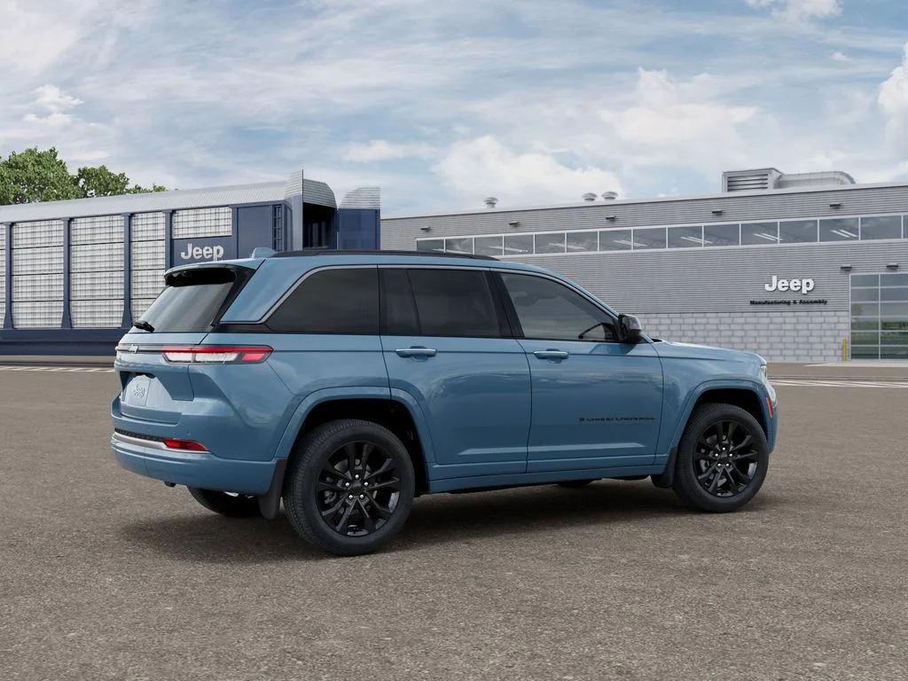 New 2026 Steel Blue Jeep Limited Reserve image 4