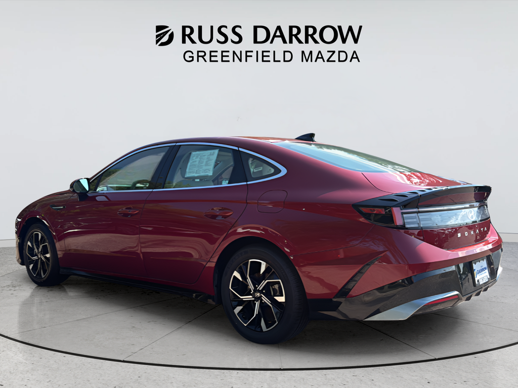Used 2025 Red Hyundai SEL image 3