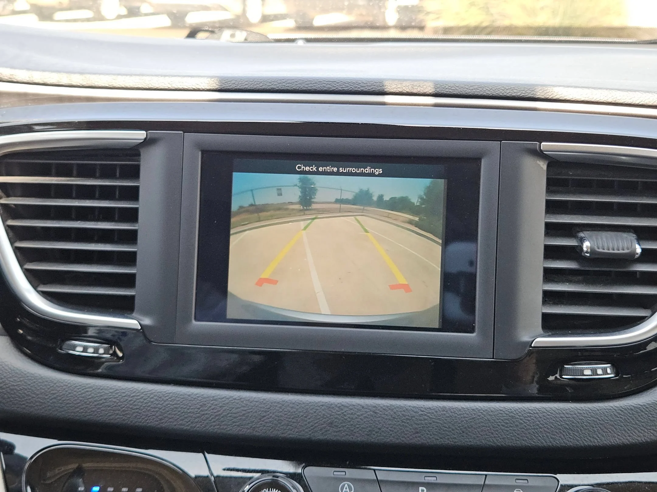 Used 2020 Silver Chrysler Touring L image 18
