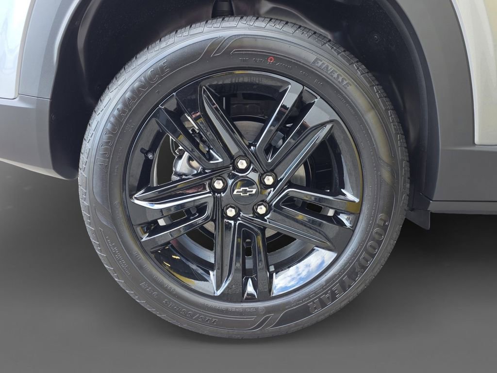 New 2026 Sterling Gray Metallic Chevrolet ACTIV image 10