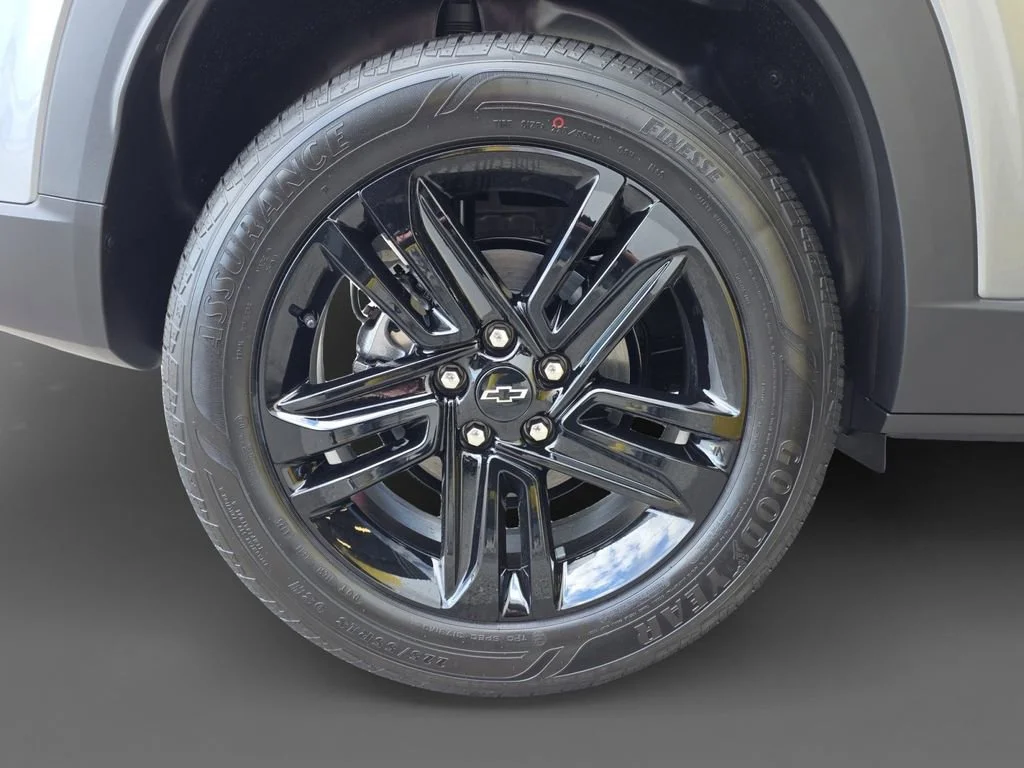 New 2026 Sterling Gray Metallic Chevrolet ACTIV image 10