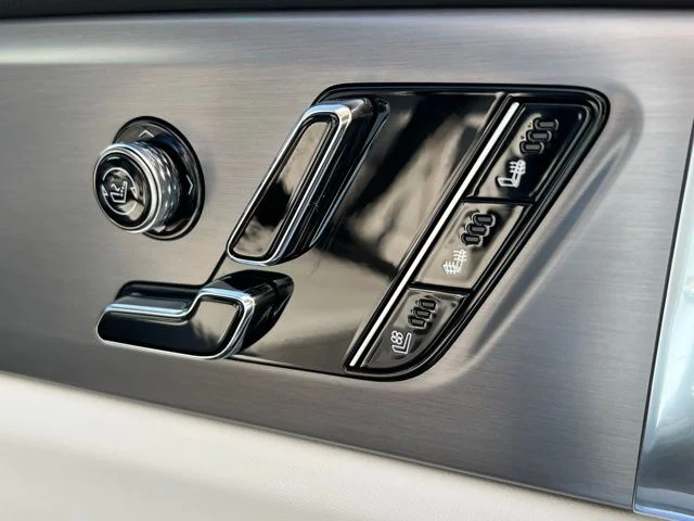 2026 Cadillac VISTIQ Sport - Photo 26