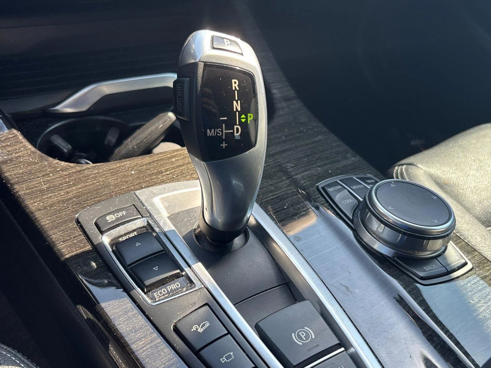 Used 2017 Black Sapphire Metallic BMW xDrive28i image 27