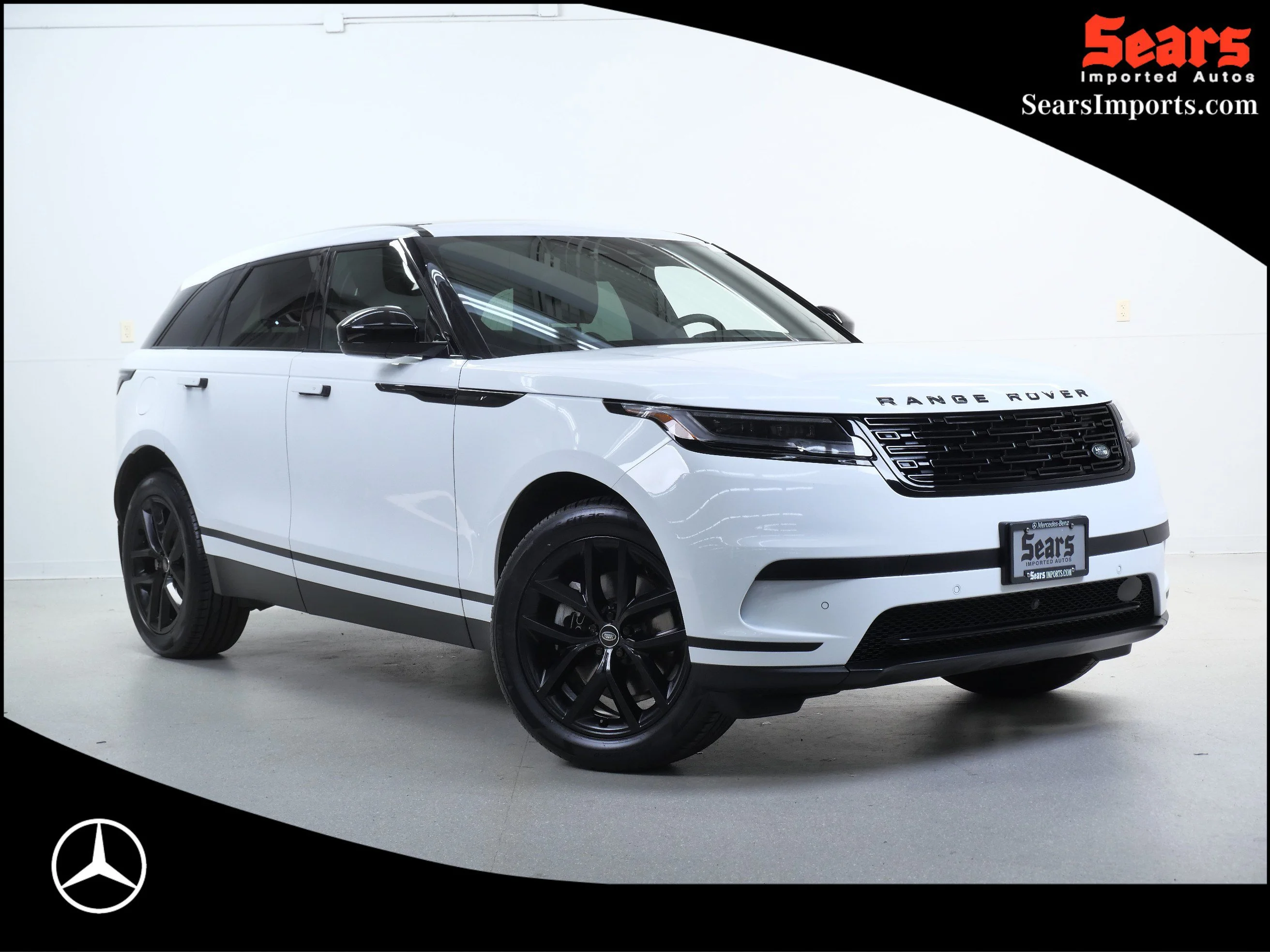 Used 2025 Fuji White Land Rover P250 S image 1