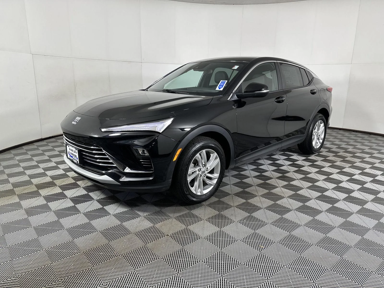 Used 2025 Ebony Twilight Metallic Buick Preferred image 6