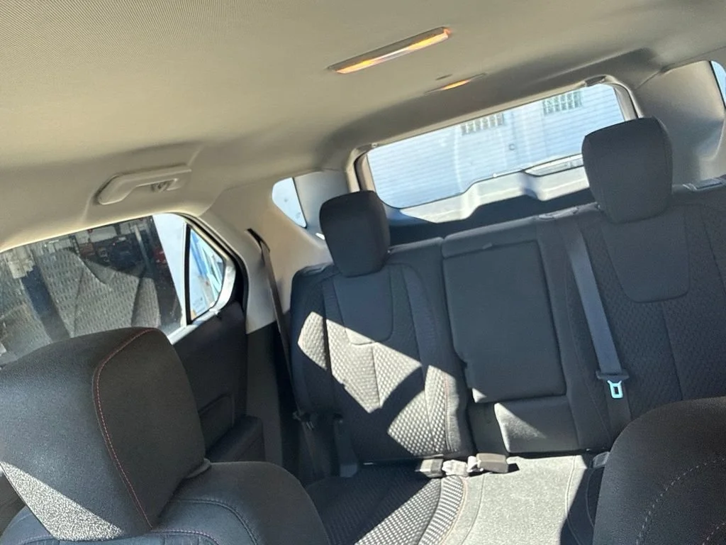 Used 2015 SUMMIT WHITE Chevrolet LS image 12